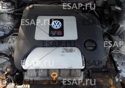 Двигатель  VW GOLF IV BORA 2.3 V5  UK Бензиновый