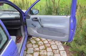 CORSA B 3D 1994 год, двигатель,KAROSERYJNE