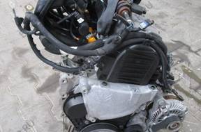 - двигатель комплектный CITROEN C3 1.4i 30TYS 10FS8 2012 год