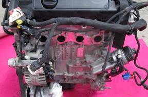 -- двигатель комплектный CITROEN DS3 1.6i VTI 15TYS --