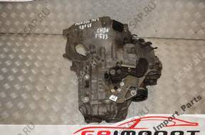 FORD MONDEO MK3 1.8 16V  КОРОБКА ПЕРЕДАЧ 1S4 год, 7002 BE