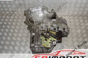 FORD MONDEO MK3 1.8 16V  КОРОБКА ПЕРЕДАЧ 4S7 год,-7002-BA