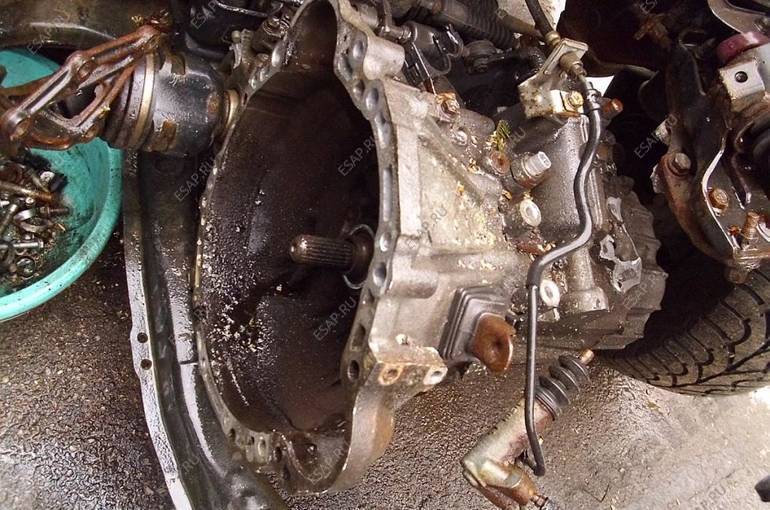 Книга: "Тойота Карина Е. Модели 1992-1998 гг. выпуска с бензиновыми и дизельными