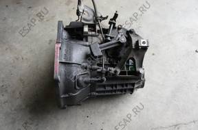 1.6D 3M5 год,7002YF КОРОБКА ПЕРЕДАЧW