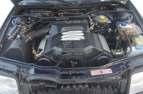 AUDI 100 C4 2.6 V6 93r двигатель