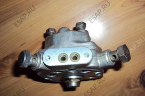 Audi 80 B3 B4 90 2.0 РАЗВЕТВИТЕЛЬ ТОПЛИВА 0438101035