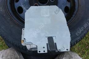 AUDI 80 B4  1993 год БЛОК УПРАВЛЕНИЯ AVANT 1,9TDI