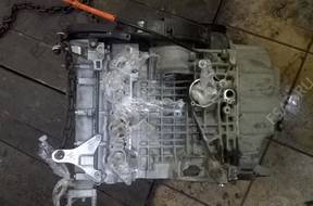 AUDI A3 8L 96- VW GOLF IV  двигатель 1.6 16V BCB