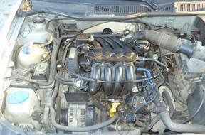 AUDI A3 8L двигатель 1.6 AEH