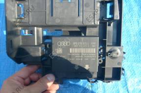 AUDI A3 8P0 2008-11 год, БЛОК УПРАВЛЕНИЯ МОДУЛЬ PARKTRONIK