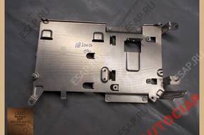 AUDI A8 D3 2004 год MOCOWANIE UCHWYT TUNERA 4E0035547D