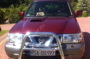 auto/NISSAN Terrano