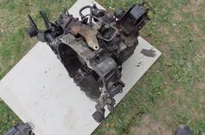 AVENSIS I T22 2.0 D4D КОРОБКА ПЕРЕДАЧW