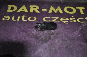 БЛОК bezpiecznikw   MERCEDES W211 LIFT