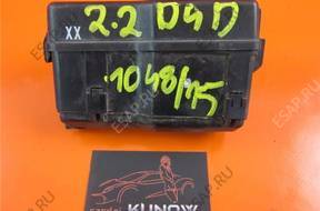 БЛОК BEZPIECZNIKW TOYOTA COROLLA 2.2 D4D