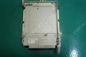 БЛОК BEZPIECZNIKW TOYOTA IQ 82730-74020