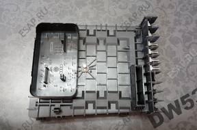 БЛОК bezpiecznikw  Vw Golf  Cady  1K0937125D