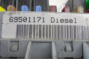 БЛОК ПРЕДОХРАНИТЕЛЕЙ 69501171 IVECO DAILY 2.3