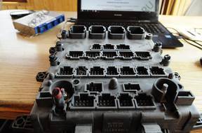 БЛОК ПРЕДОХРАНИТЕЛЕЙ KERAX,MIDLUM DXI 5010590677