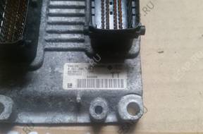 БЛОК УПРАВЛЕНИЯ 0261208255 55353613 Z14XEP MERIVA ASTRA