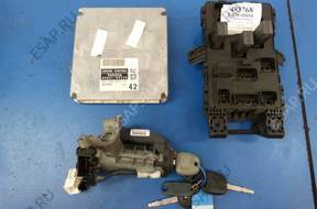БЛОК УПРАВЛЕНИЯ 89661-05420 Toyota Avensis T22 2,0D4D