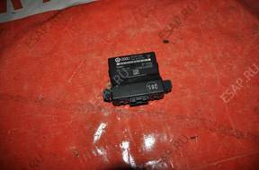 БЛОК УПРАВЛЕНИЯ   bsi  GOLF V 1.4 3c0937049d