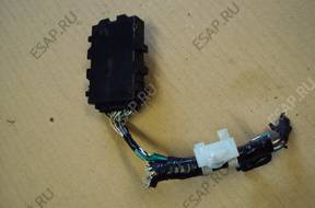 БЛОК УПРАВЛЕНИЯ CENTRALNEGO TOYOTA RAV4 13- 89111-42020