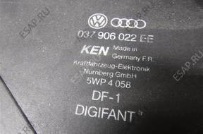 БЛОК УПРАВЛЕНИЯ ДВИГАТЕЛЕМ  AUDI 80 B4 2.0 037906022EE