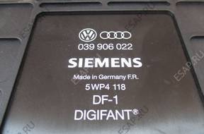 БЛОК УПРАВЛЕНИЯ   ДВИГАТЕЛЕМ Audi 80 B4 2.0 ABK