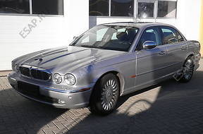 БЛОК УПРАВЛЕНИЯ   ДВИГАТЕЛЕМ JAGUAR XJ8 X350 2.7 D