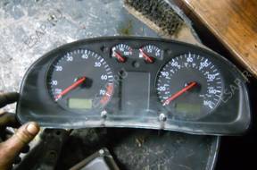 БЛОК УПРАВЛЕНИЯ КОМПЛЕКТ  VW PASSAT B5 99 2.3 071906018P