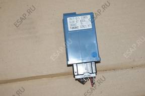БЛОК УПРАВЛЕНИЯ   MAZDA 323 F VI 2000 BJ3F67830B