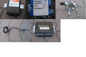 БЛОК УПРАВЛЕНИЯ S40 V40 2.0   S118245003 F