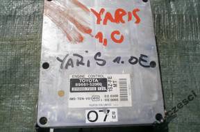 БЛОК УПРАВЛЕНИЯ TOYOTA YARIS 99-2005 год 1.0 E 89661-52060