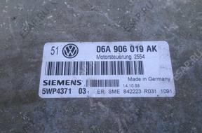 БЛОК УПРАВЛЕНИЯ   VW GOLF 1.6 06A 916 019 AK