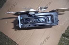 БЛОК УПРАВЛЕНИЯ VW GOLF III ГОД 1997   0280000752