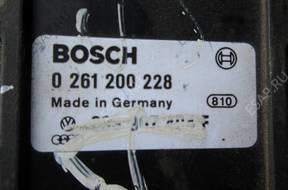 БЛОК УПРАВЛЕНИЯ VW SEAT   0261200228 893907404F