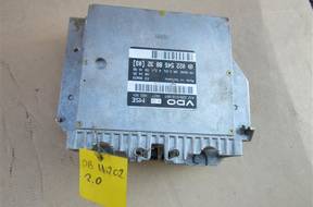 БЛОК УПРАВЛЕНИЯ   W210 W202 2.0 16V 0225458832