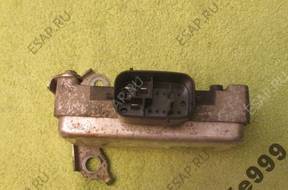 БЛОК УПРАВЛЕНИЯ   YARIS II 2011 год, 1.3 G92C0-52030