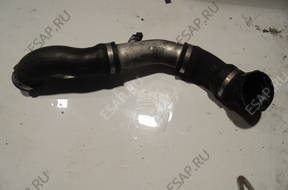 BMW 1 E87 2.0d ПАТРУБОК ИНТЕРКУЛЕРА 7797701