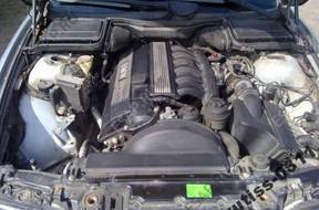 BMW  E39 523 E46 323 2.5i двигатель M52B25 1X VANOS