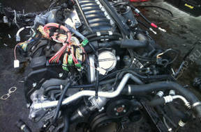 bmw e65 e60 e61 550i 750i двигатель motor pewny 06r