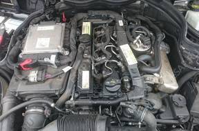 C-КЛАССА W204 W212 двигатель 2.2 CDI A651  FV