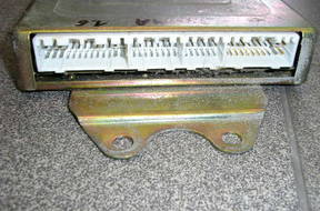 CARISMA 1.6 1995 год.-> БЛОК УПРАВЛЕНИЯ MD322387