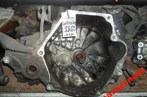 CHRYSLER NEON 1.8 16V КОРОБКА ПЕРЕДАЧ КОРОБКА