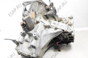 CHRYSLER NEON II 2.0b КОРОБКА ПЕРЕДАЧW МЕХАНИКА