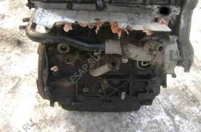 Chrysler Voyager 2.5CRD 2.5 CRD 01r двигатель