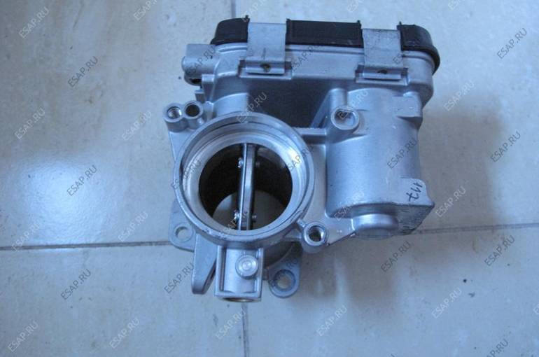 Куда идут провода от дроссельной заслонки мерседес w210. Блок управления дроссельной заслонкой. Электронная дроссельная заслонка нива 21214. Дроссельная заслонка 21126. Электронный блок дроссельной заслонки.
