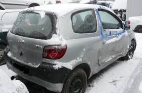 двигатель 1,0 TOYOTA YARIS и "01 год,.