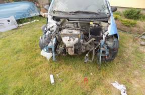 двигатель 1,1 citroen c3 peugeot  2004r  dawca